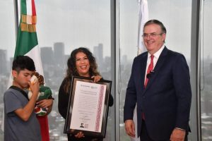 Economía e IMPI Otorgan Registro de Marca “Pato Merlín” a su Propietaria