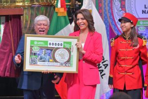 Lotería Nacional Conmemora los 90 Años de la Escuela Normal Superior de México con Billete Especial