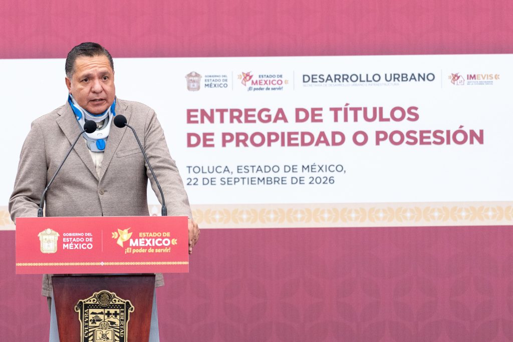 Gobierno Estatal y Municipios dan Certeza Jurídica a más de 21 mil Familias